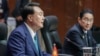 南韓總統尹錫悅(左)於2023年9月6日在印度尼西亞雅加達舉行的東盟+3峰會上發表講話，日本首相岸田文雄在場。(美聯社照片)