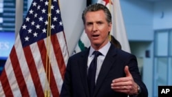 Thống đốc California Gavin Newsom. 