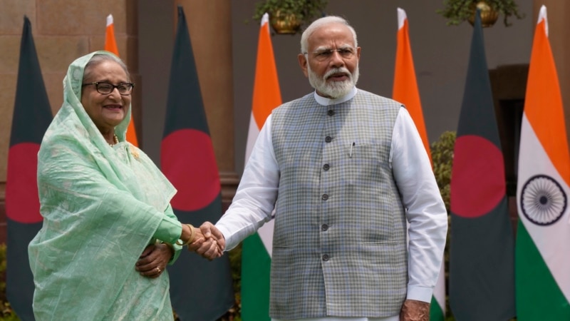 India, Bangladesh boost defense ties to counterweigh China
