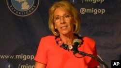 Menteri Pendidikan AS, Betsy DeVos 