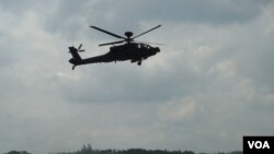 阿帕契AH-64攻击直升机