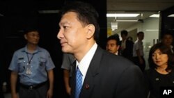 일본으로 되돌아가는 일본 자민당 의원들