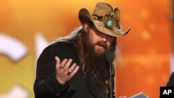 Chris Stapleton accepts the award for album of the year for “Traveller” at the 51st annual Academy of Country Music Awards in Las Vegas, April 3, 2016.