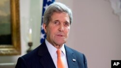 Menteri Luar Negeri AS John Kerry, di London, 21 Februari 2015. 