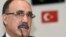 Eski Başbakan Yardımcısı ve AKP Genel Başkan Yardımcısı Beşir Atalay 