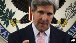 Le secrétaire d'Etat John Kerry à Kaboul