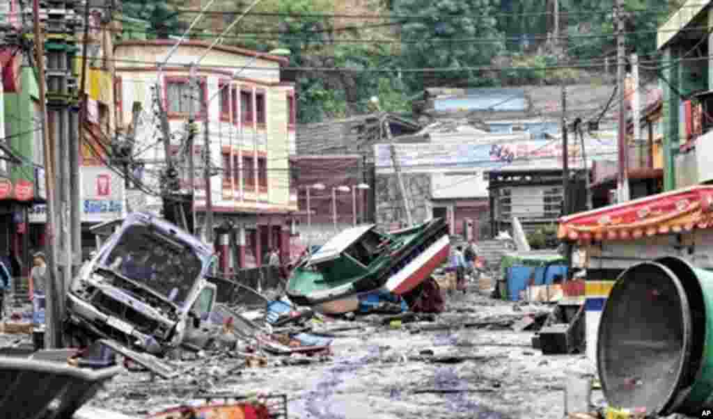 The massive destruction caused by a tsunami in Talcahuano, 01 Mar 2010
