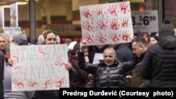 Protesti srpske dijaspore u Čikagu (Foto: Predrag Đurđević)