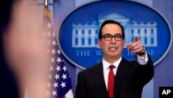 Le secrétaire au Trésor, Steven Mnuchin, lors d'un point de presse à la Maison Blanche, à Washington, le 11 janvier 2018.