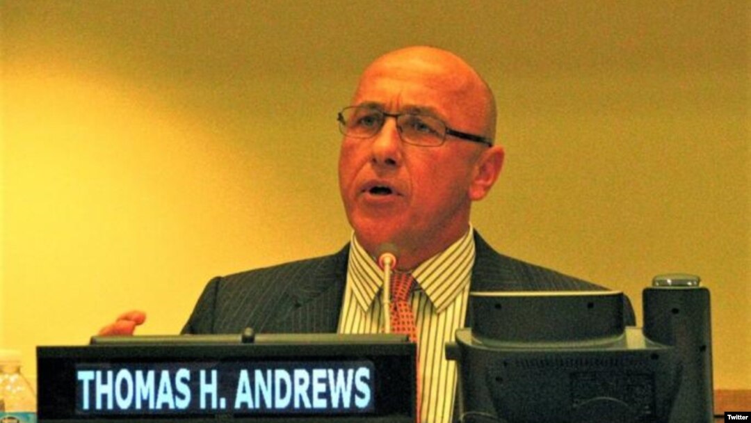 Thomas Andrews, intumwa idasanzwe ya ONU muvy'agateka ka muntu muri Myanmar. 