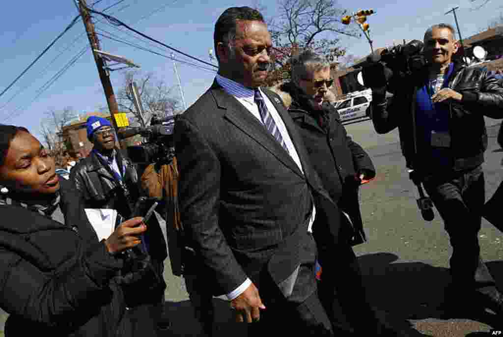 Reverend Jesse Jackson walks to the New Hope Baptist Church for the funeral service for the late singer Whitney Houston in Newark, New Jersey February 18, 2012. (REUTERS)