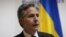 США: головні події тижня. Очільник Держдепу у Києві, перші дебати Гарріс та Трампа. Відео