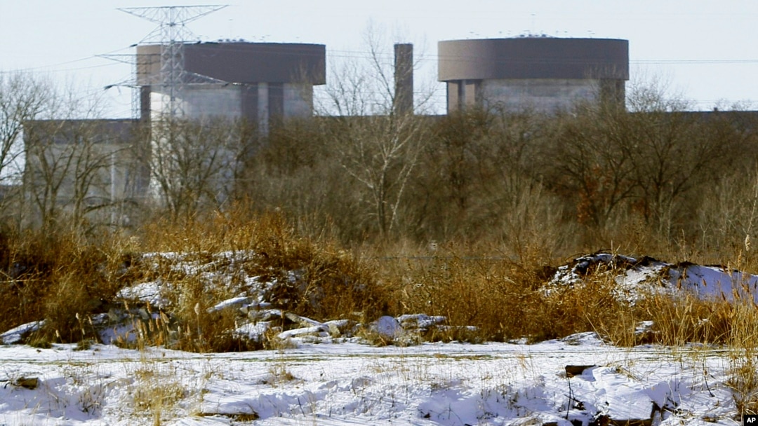 Probe Finds Ongoing Radioactive Leaks at Illinois Nuclear Plants