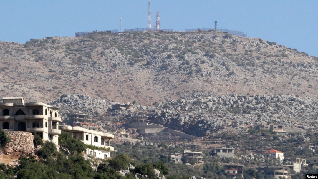 Posisi Israel dilihat dari desa Kfar Shouba dekat perbatasan Israel dan Lebanon.