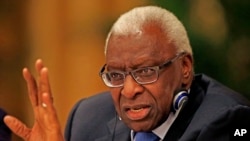 Un des fils de Lamine Diack, ancien président de l'IAAF est visé par une suspension