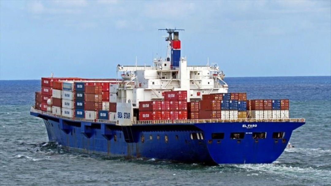 Encuentran restos humanos del naufragio de barco