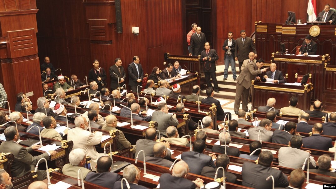 El consejo Shura, durante la reunión de este 26 de diciembre, en El Cairo.