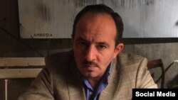 نادر فتوره‌چی مترجم و روزنامه‌نگار ایرانی