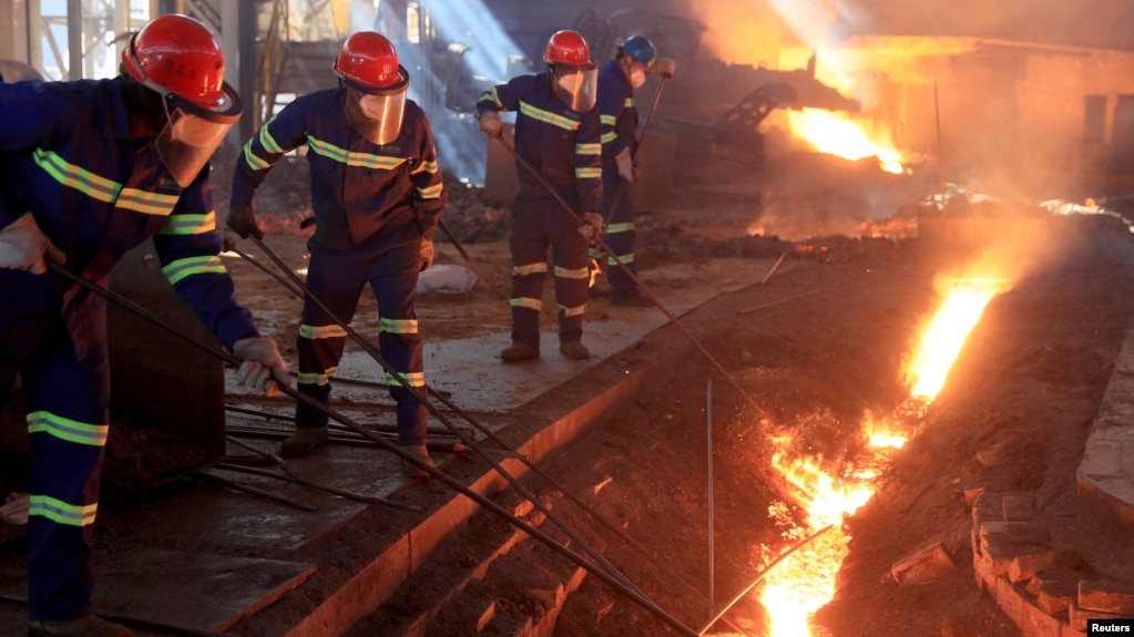 Chinese steel plant: Zimbabwe’s economic boon or environmental nightmare? – VOA Asia