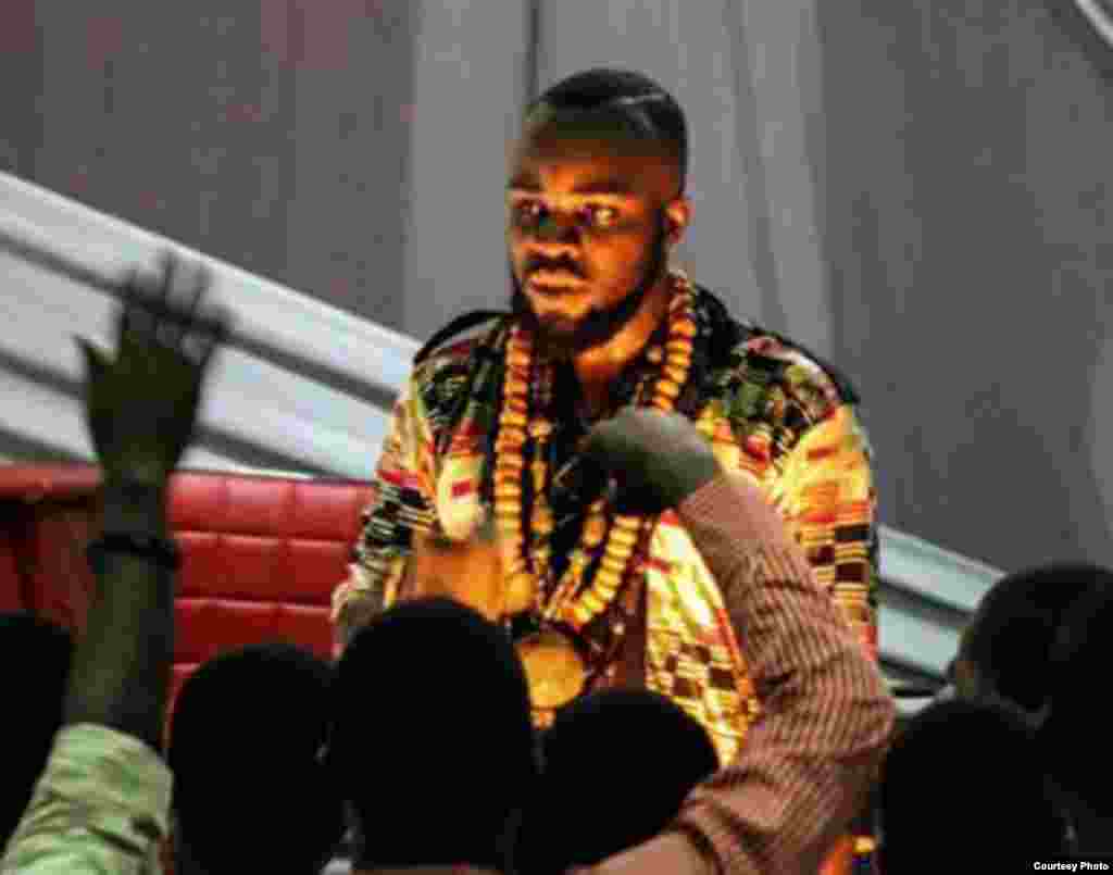 M’anifest was named best rapper at the 2012 Ghana Music Awards.He sings for an enthusiastic crowd at a Moonlight Café event at Kwame Nkrumah University of Science and Technology in Kumasi. (Courtesy Moonlight Cafe)