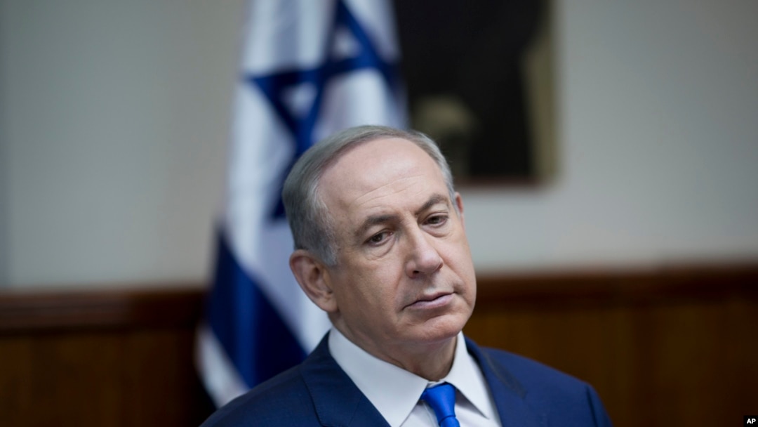 Israeli Prime Minister Benjamin Netanyahu attends the weekly cabinet meeting at his office in Jerusalem, Jan. 8, 2017. 