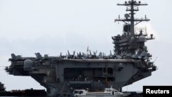 Aeroplanmbajtësja amerikane "Theodore Roosevelt" (CVN-71) 