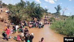 Small scale mining activities taking place in Malawi. (Courtesy: of Nyasa Mining Corperative)