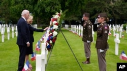 Američki predsjednik Joe Biden i prva dama Jill, 6. juni 2024., Francuska