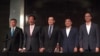 各方瞩目的台湾在野党联手推出一组总统候选人的“蓝白合”11月23日晚破局。左起:柯文哲、郭台铭、马英九、侯友宜、朱立伦.