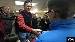 El ex senador Rick Santorum dio la sorpresa en Iowa y podría volverla a dar en New Hampshire.