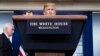 El mandatario estadounidense Donald Trump ofrece información sobre las gestiones de EE.UU. ante la pandemia de coronavirus que ha llevado al confinamiento de las personas en los 50 estados de la nación.