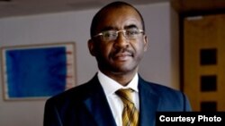 Muridzi weKWESE TV neEconet, VaStrive Masiyiwa
