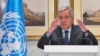 El secretario general de las Naciones Unidas, Antonio Guterres, habla con periodistas al margen de una cumbre sobre Afganistán en Doha, Qatar, el lunes 19 de febrero de 2024.