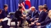 도널드 트럼프 미국 대통령과 이재명 한국 대통령이 22일 유엔총회가 열린 미국 뉴욕에서 회담했다.