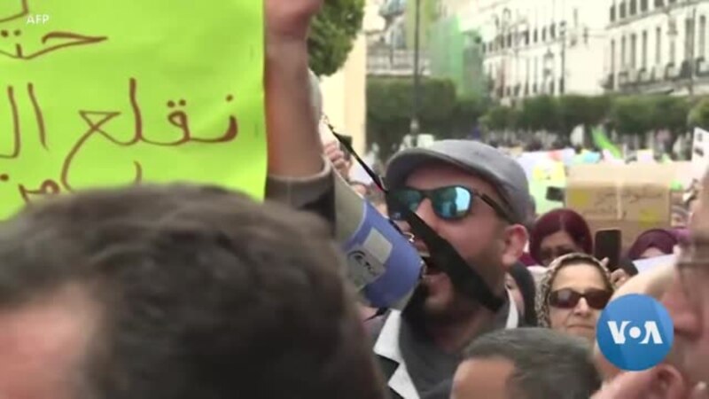 Des agents de santé manifestent contre Bouteflika