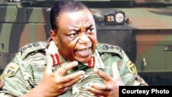 Umsekeli kaMonameli, uMnu. Constantino Chiwenga