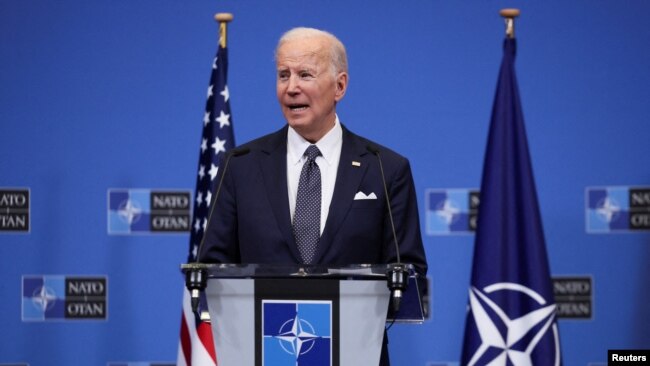 Tổng thống Mỹ Joe Biden phát biểu trong cuộc họp báo trong khuôn khổ hội nghị thượng đỉnh NATO, tại Brussels, Bỉ, ngày 24 tháng 3 năm 2022. 
