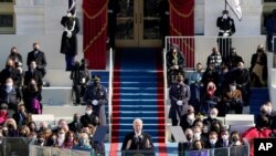 조 바이든 미국 대통령이 20일 워싱턴 연방의사당에서 열린 취임식에서 취임연설을 했다.