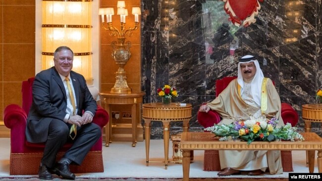 Sekretari Pompeo takohet me mbretin e Bahreinit Hamad bin Isa Al Khalifa