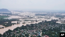 Güneydoğu Asya'da birçok ülkeyi vuran Yagi Tayfunu, Myanmar'da en az 226 kişinin hayatını kaybetmesine yol açtı