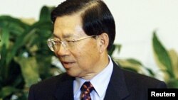 2001年10月19日，台湾外交部长田弘茂