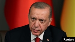 Cumhurbaşkanı Erdoğan, "Türkiye'nin AB'de önünü açın, biz de İsveç'in önünü açalım" dedi
