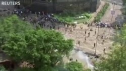Cảnh sát Hong Kong bao vây 'pháo đài' đại học