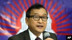 Lãnh tụ đối lập Campuchia Sam Rainsy.