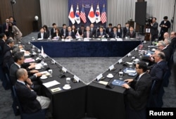 16일 한국 외교부청사에서 김홍균 한국 외교부 1차관과 커트 캠벨 미 국무부 부장관, 오카노 마사타카 일본 외무성 사무차관이 차관협의회 회의에 참석했다.