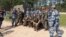 2015年在梁贊州俄羅斯舉辦的軍事比賽活動中，俄羅斯與中國空降兵在一起。（資料圖片）