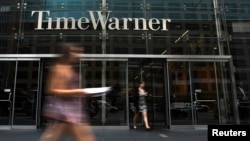 L'entrée de l'immeuble de Time Warner à New Yorl le 16 juillet 2014.