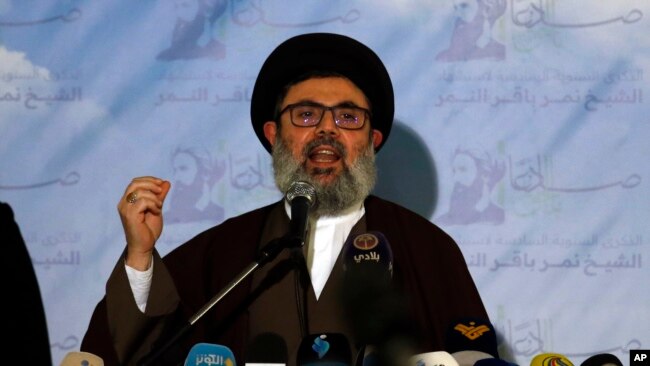 ARCHIVO - El líder de Hezbolá, Hashem Safieddine, habla durante una conferencia en el suburbio de Dahiyeh, al sur de Beirut, Líbano, el 12 de enero de 2022.