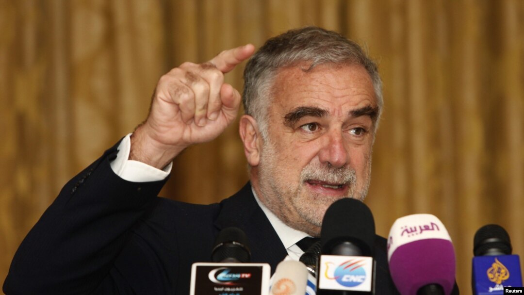 Jaksa ketua Mahkamah Kejahatan Internasional di Denhaag, Luis Moreno-Ocampo mengimbau penangkapan Presiden Sudan dan 3 pejabat lainnya terkait kejahatan perang di Darfur.