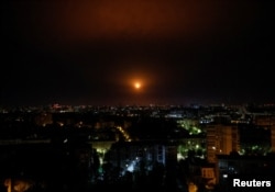 Eksplozija rakete na netu tokom ruskog raketnog napada na Kijev, Ukrajina, 16. maja 2023.